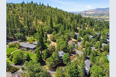 215 Piedmont Drive, Ashland, OR 97520 - Photo 61