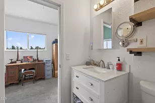 66928 Sagebrush Ln, Bend, OR 97703 - Photo 47