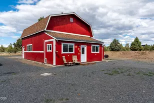66928 Sagebrush Ln, Bend, OR 97703 - Photo 35