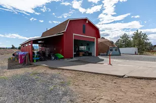 66928 Sagebrush Ln, Bend, OR 97703 - Photo 37