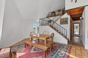 66928 Sagebrush Ln, Bend, OR 97703 - Photo 9