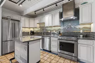 66928 Sagebrush Ln, Bend, OR 97703 - Photo 15