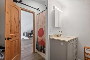 66928 Sagebrush Ln, Bend, OR 97703 - Photo 25