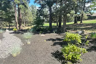 2533 NW Pine Terrace Dr, Bend, OR 97703 - Photo 35