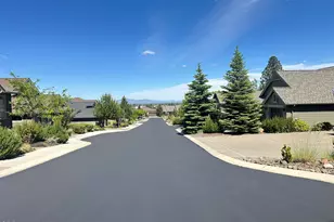 2533 NW Pine Terrace Dr, Bend, OR 97703 - Photo 71