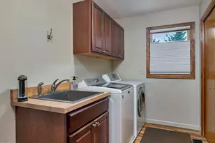 36159 SW Viewridge Ln, Hillsboro, OR 97123 - Photo 19