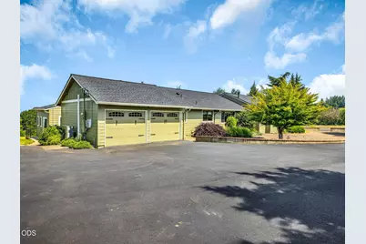 36159 SW Viewridge Lane, Hillsboro, OR 97123 - Photo 41