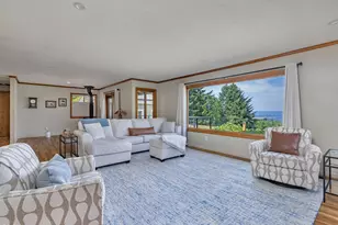 36159 SW Viewridge Ln, Hillsboro, OR 97123 - Photo 5
