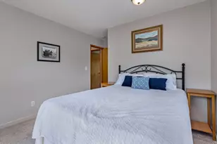 36159 SW Viewridge Ln, Hillsboro, OR 97123 - Photo 35