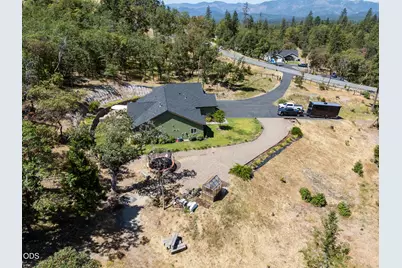 125 McKenzie Ridge Road, Grants Pass, OR 97526 - Photo 41