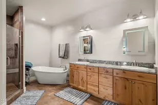125 McKenzie Ridge Rd, Grants Pass, OR 97526 - Photo 15