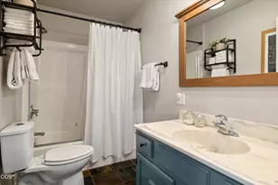 53345 Riverview Dr, La Pine, OR 97739 - Photo 13