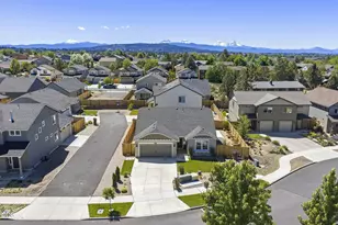 62847 NE Daniel Rd, Bend, OR 97701 - Photo 27
