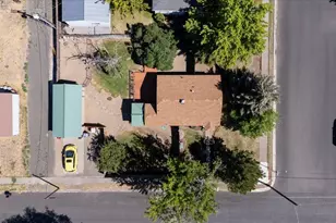 303 NW Birch Ave, Redmond, OR 97756 - Photo 23