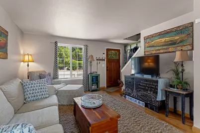 533 NW D Street, Grants Pass, OR 97526 - Photo 11