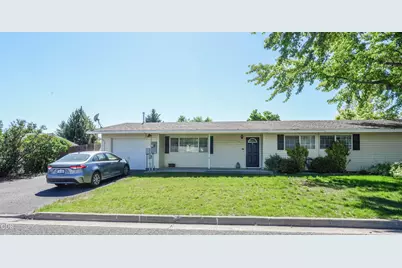 10756 Preddy Avenue, Klamath Falls, OR 97603 - Photo 3