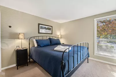 57057 Abbot House Lane #APT 10, Sunriver, OR 97707 - Photo 5