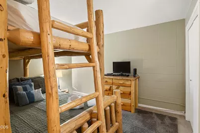 57057 Abbot House Lane #APT 10, Sunriver, OR 97707 - Photo 7