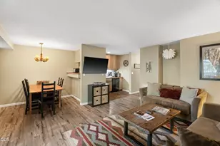 57057 Abbot House Ln, Sunriver, OR 97707 - Photo 23