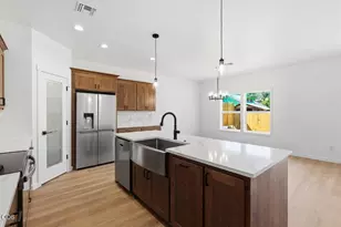 776 Kendall Dr, Grants Pass, OR 97527 - Photo 11