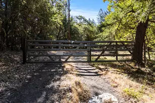 351 Board Shanty Rd, Grants Pass, OR 97527 - Photo 31