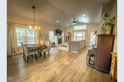 250 Oak Knoll, Jacksonville, OR 97530 - Photo 17