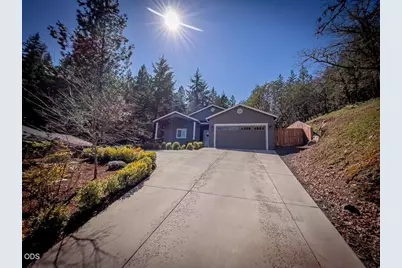 250 Oak Knoll, Jacksonville, OR 97530 - Photo 3