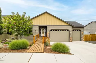 2788 SW 34th St, Redmond, OR 97756 - Photo 1