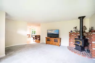 61548 SE Rockway Terrace, Bend, OR 97702 - Photo 11