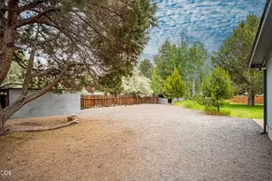 61548 SE Rockway Terrace, Bend, OR 97702 - Photo 23