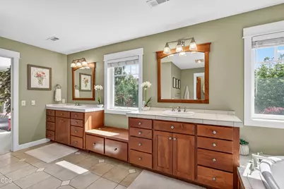 2630 Kerrisdale Ridge Drive, Medford, OR 97504 - Photo 35