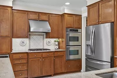 2630 Kerrisdale Ridge Drive, Medford, OR 97504 - Photo 19