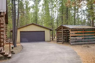 14887 S Sugar Pine Way, La Pine, OR 97739 - Photo 3