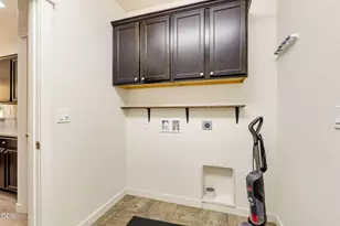 3727 Sidney Way, Medford, OR 97504 - Photo 25