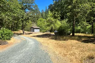3901 Placer Rd, Sunny Valley, OR 97497 - Photo 41