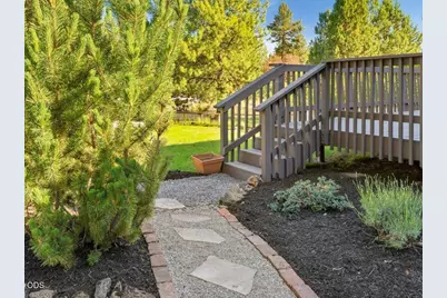 61170 Ferguson Road, Bend, OR 97702 - Photo 11