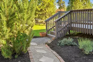 61170 Ferguson Rd, Bend, OR 97702 - Photo 11