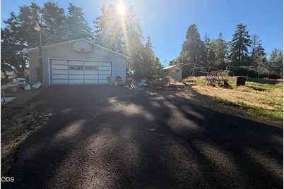 1342 Johnson Avenue, Klamath Falls, OR 97601 - Photo 25