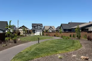 61124 NE Cobalt St, Bend, OR 97701 - Photo 11