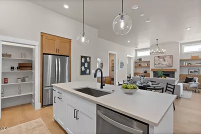 61124 NE Cobalt Street, Bend, OR 97701 - Photo 3