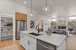 61124 NE Cobalt St, Bend, OR 97701 - Photo 3