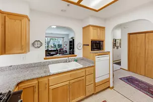 965 Golden Aspen Pl, Ashland, OR 97520 - Photo 7