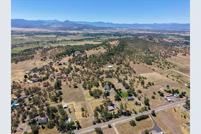 1712 Stevens Road, Eagle Point, OR 97524 - Photo 55