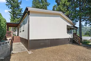 5648 Foothill Blvd, Grants Pass, OR 97526 - Photo 33
