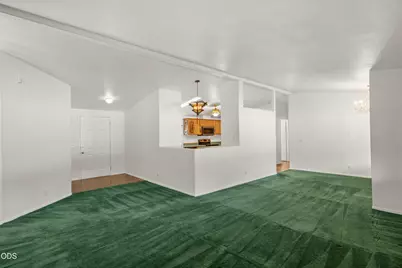 5648 Foothill Boulevard #SPC 3, Grants Pass, OR 97526 - Photo 7