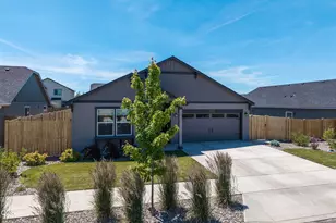 1734 NW Varnish Ave, Redmond, OR 97756 - Photo 49