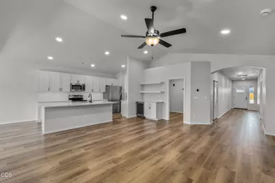 1734 NW Varnish Avenue, Redmond, OR 97756 - Photo 7