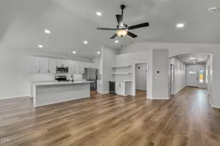 1734 NW Varnish Ave, Redmond, OR 97756 - Photo 7