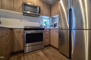 61 S Mountain Ave, Ashland, OR 97520 - Photo 7