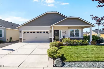 3514 Carnelian Street, Medford, OR 97504 - Photo 1